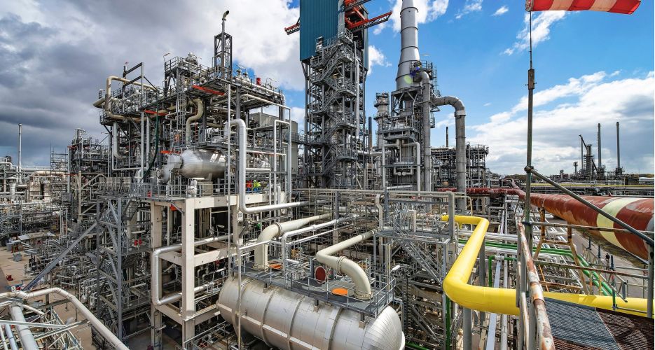 Η Επιτροπή Ανταγωνισμού συνεχίζει τον έλεγχο σε διύλιση, εμπορία και λιανική καυσίμων