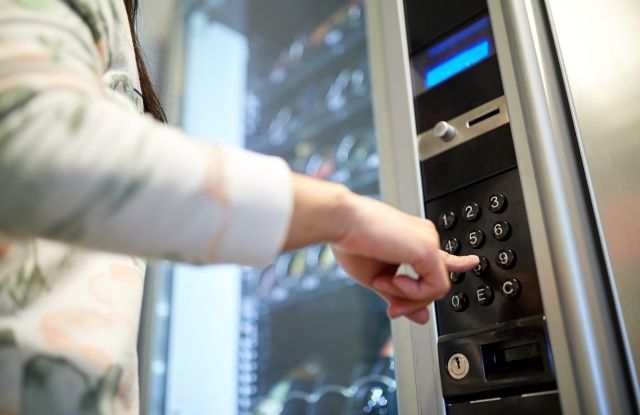 Νέο μητρώο για τους αυτόματους πωλητές των επιχειρήσεων