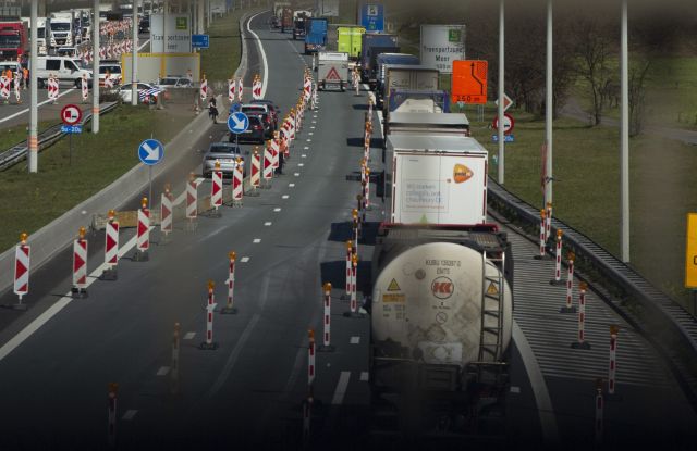 Μονόδρομος η μείωση της φορολογίας στα καύσιμα