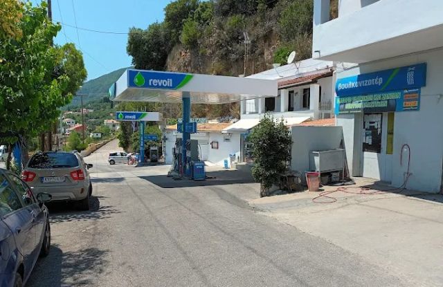 Πρατήριο καυσίμων + μάρκετ στην Κέρκυρα