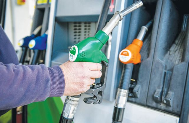 Εκκρεμή ζητήματα του κλάδου εμπορίας καυσίμων και ανάγκη άμεσης ενημέρωσης και συνέχισης των συμφωνηθέντων παρεμβάσεων